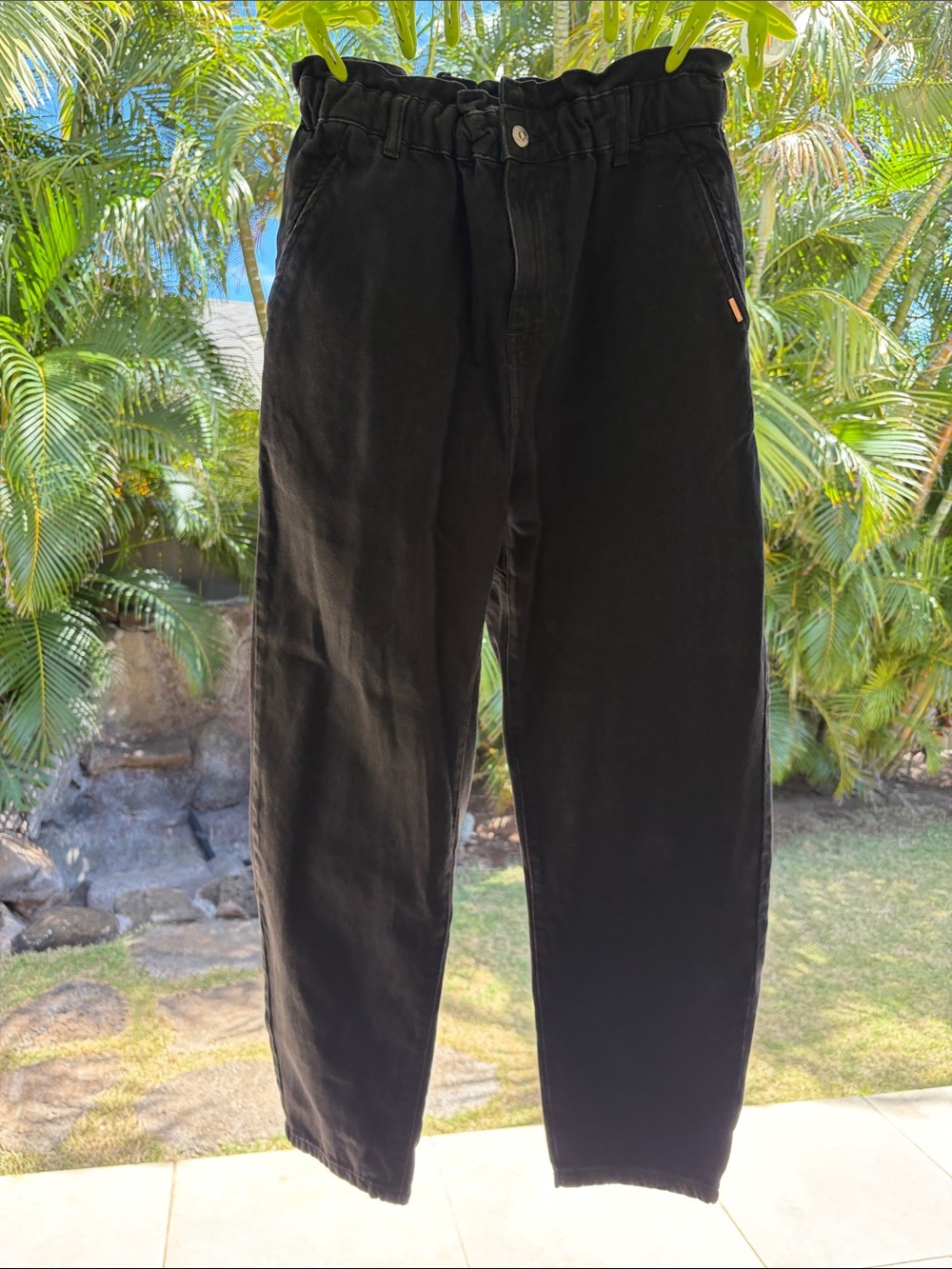Zara WoMen's Black Casual Tapered Jean Pants - Comfortable Everyday Wear